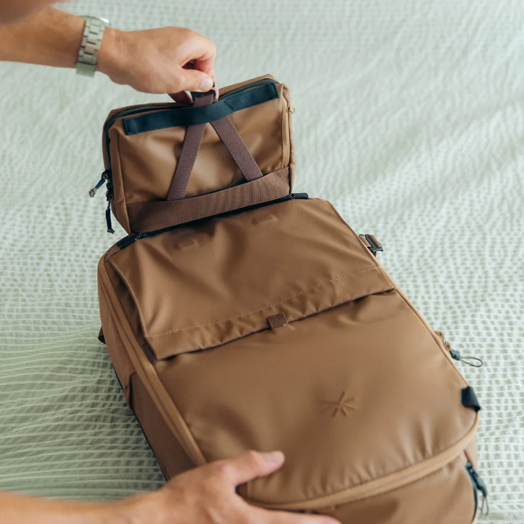 SEE™ Toiletry Bag Desert Brown